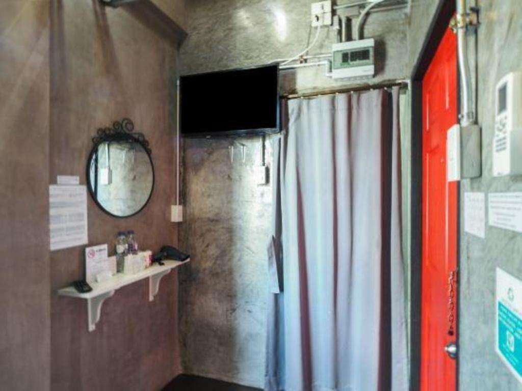 Vm1 Hostel Бангкок Экстерьер фото