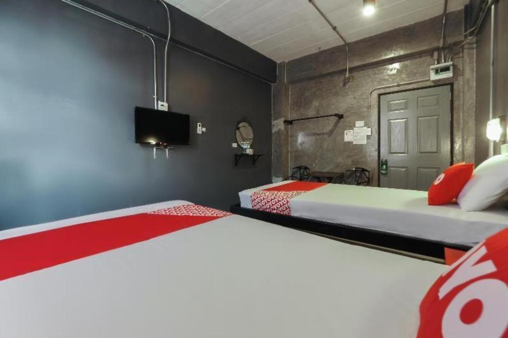 Vm1 Hostel Бангкок Экстерьер фото