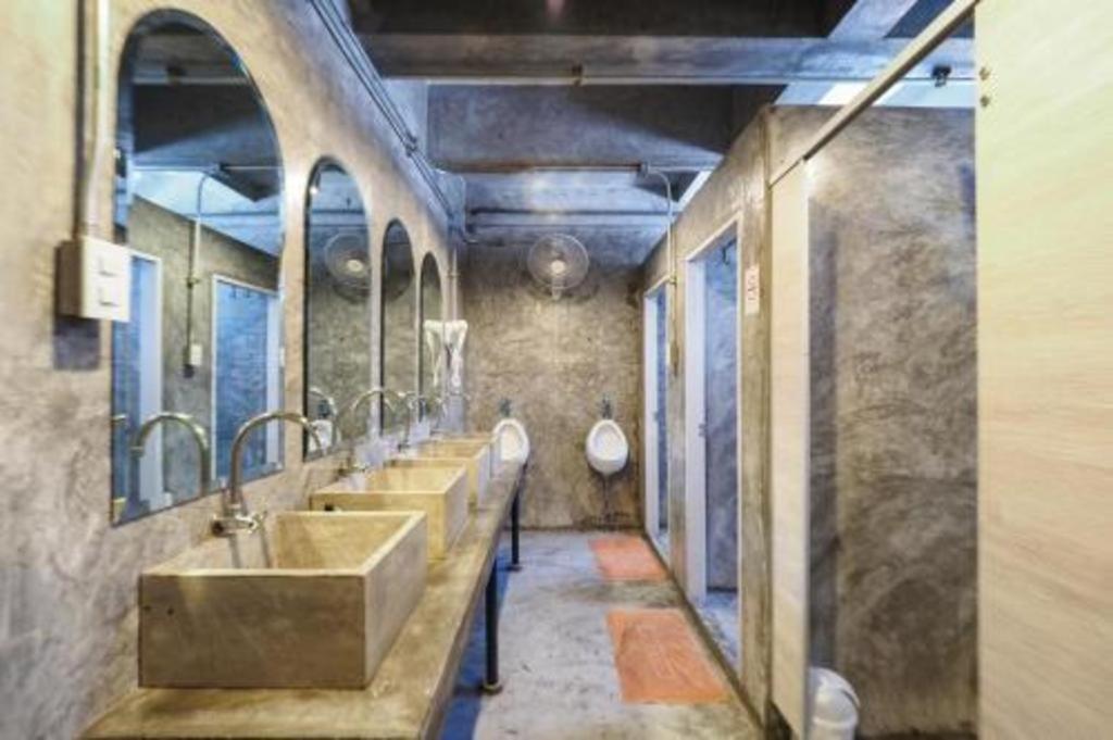 Vm1 Hostel Бангкок Экстерьер фото