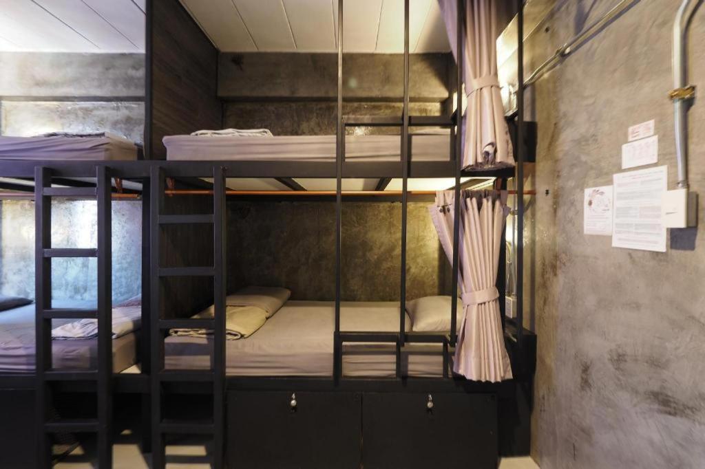 Vm1 Hostel Бангкок Экстерьер фото
